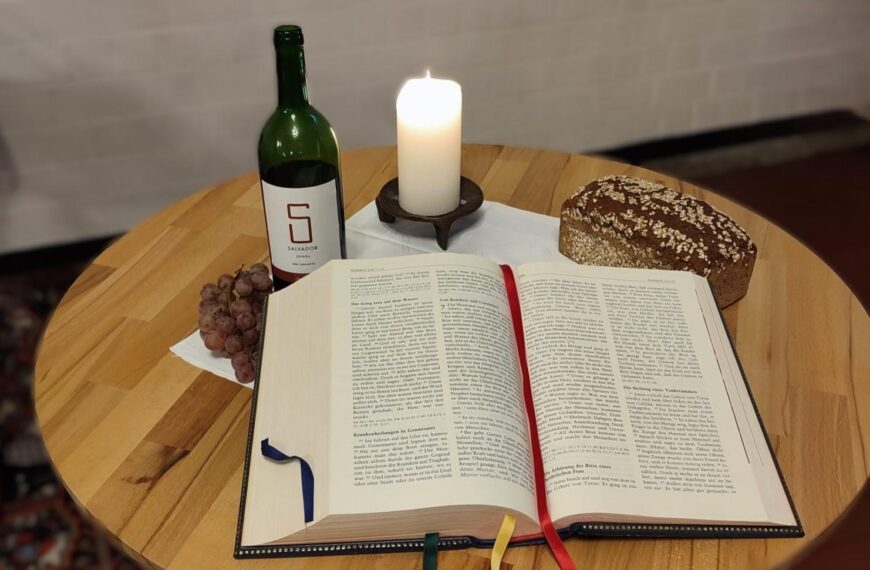 Wort-Gottes-Feier: 1. Sonntag, 18.30 Uhr