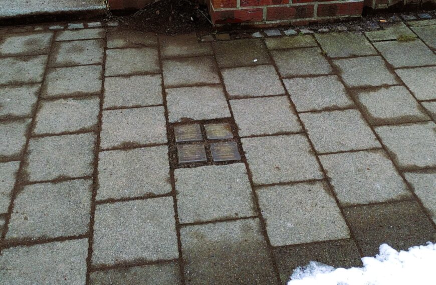 Stolpersteine putzen